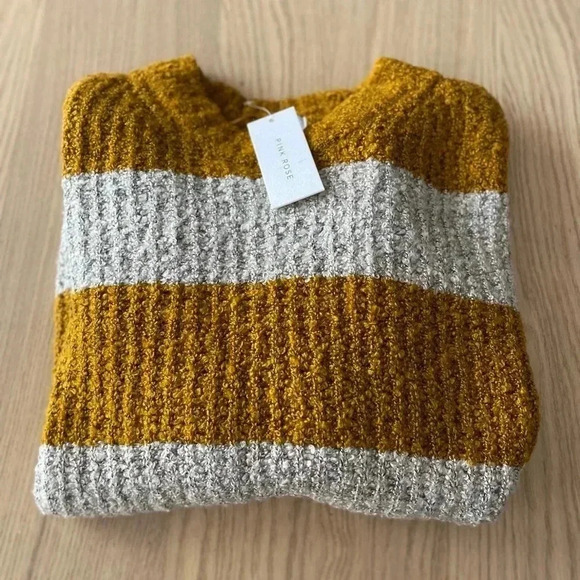 🆕Pink Rose Super Soft Striped Sweater L🆕 - Picture 3 of 10